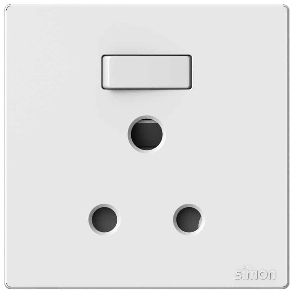 Simon 15A BS Switched Socket - White
