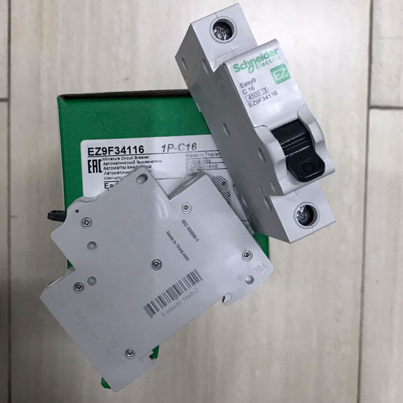 Schneider Circuit Breaker Easy9 MCB 1Pole