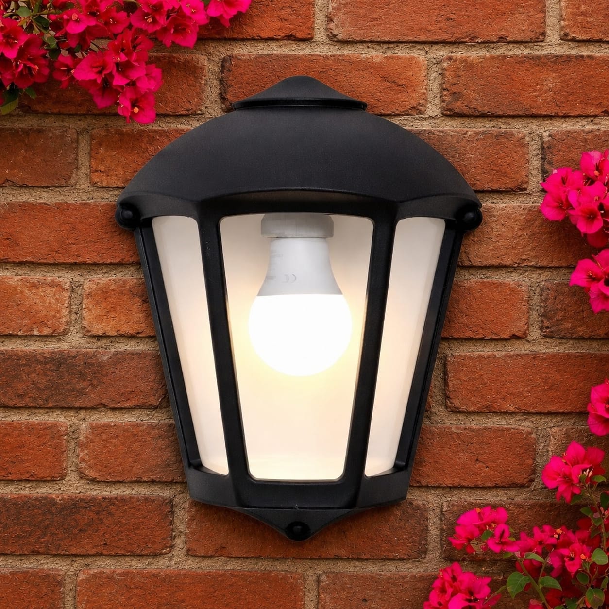 Fabio Classic Style Half   Wall Light             (Made in Italy)