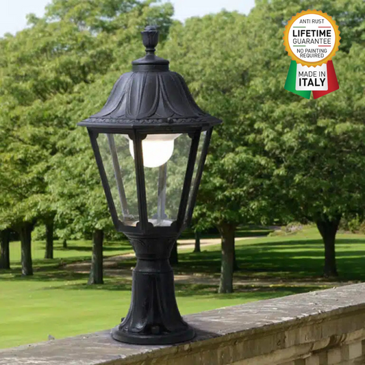 Lot/Noemi Hexagonal Wall Top / Gate Light in Classic Style