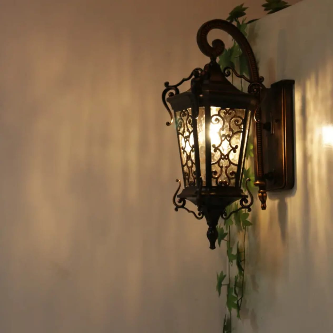 European Style Retro Outdoor Wall Light