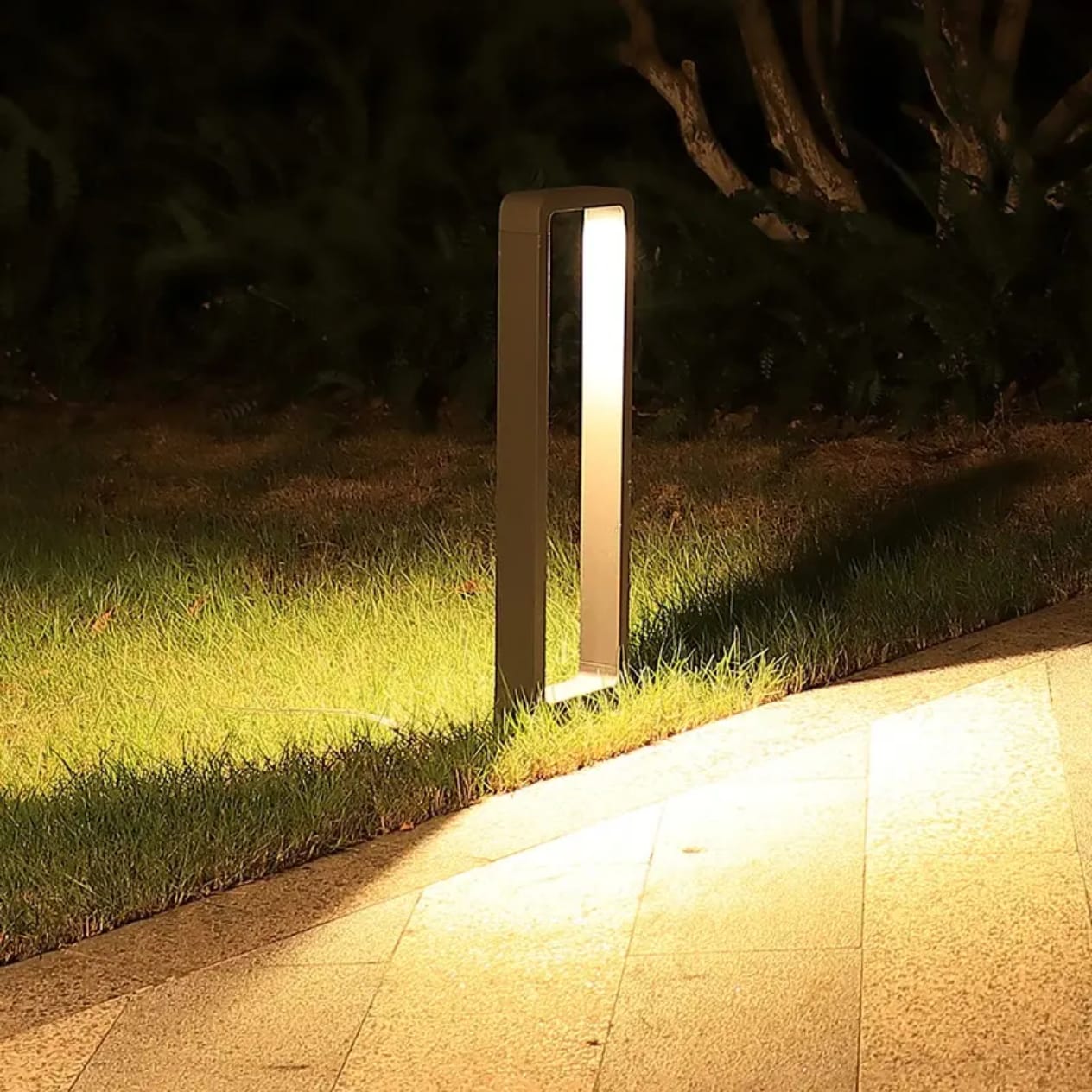 Modern Garden LED Bollard Light Waterproof IP65