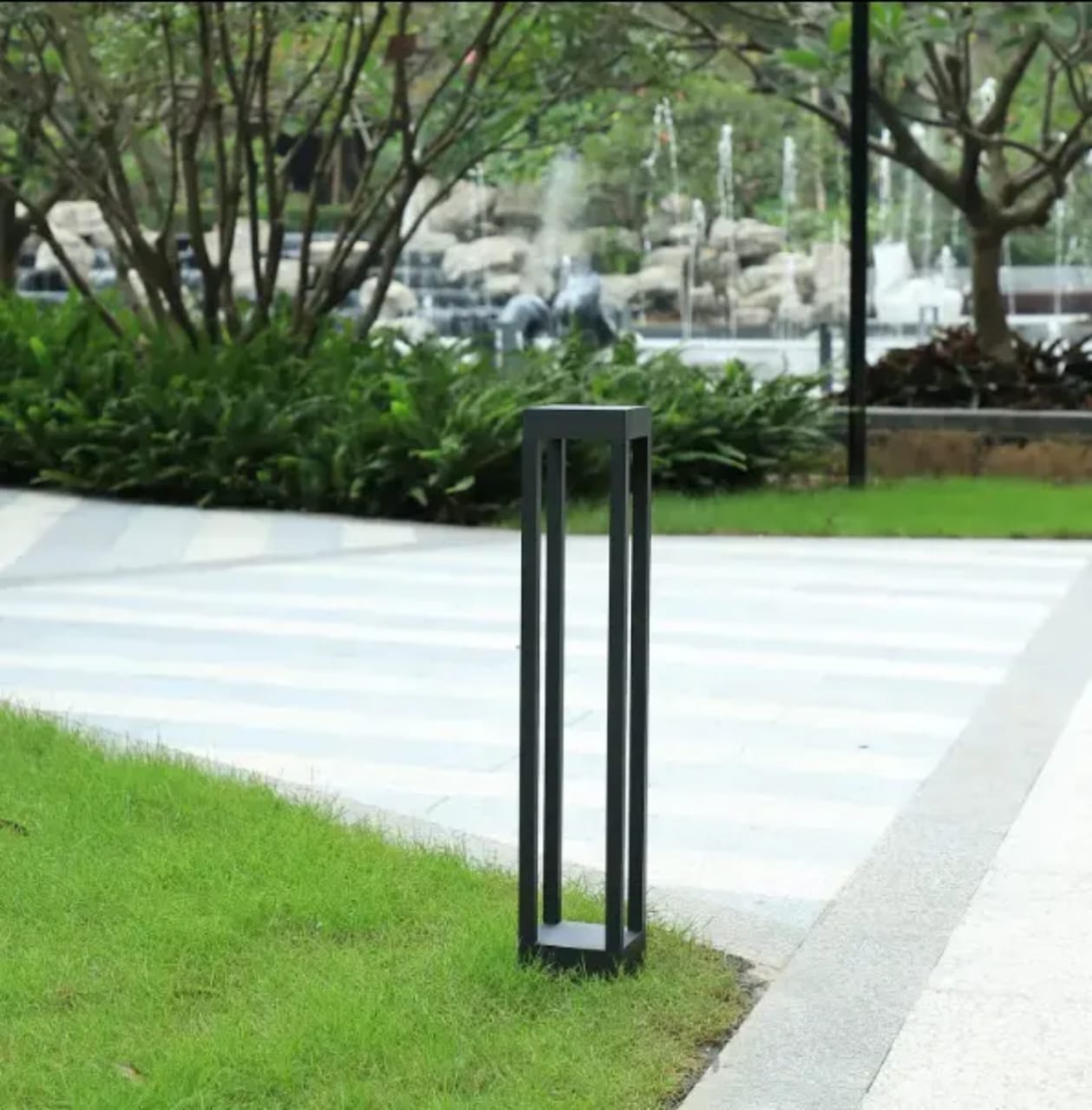 Modern Outdoor Garden Bollard Light Waterproof IP65