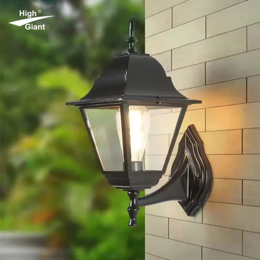 Classic Outdoor Wall Light