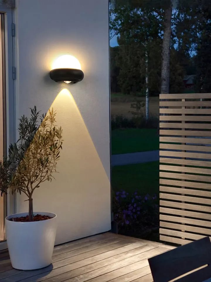 Modern Creative Double Headed Waterproof Outdoor Wall Lamp