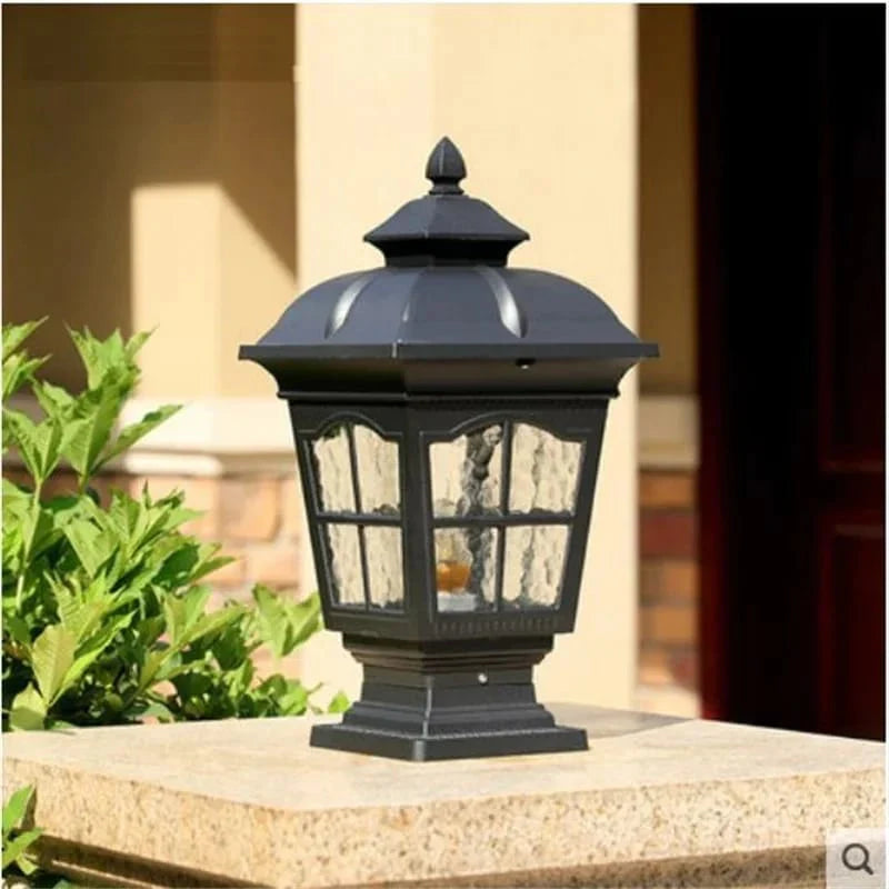 Classic European Style Waterproof Wall Top/ Gate Light