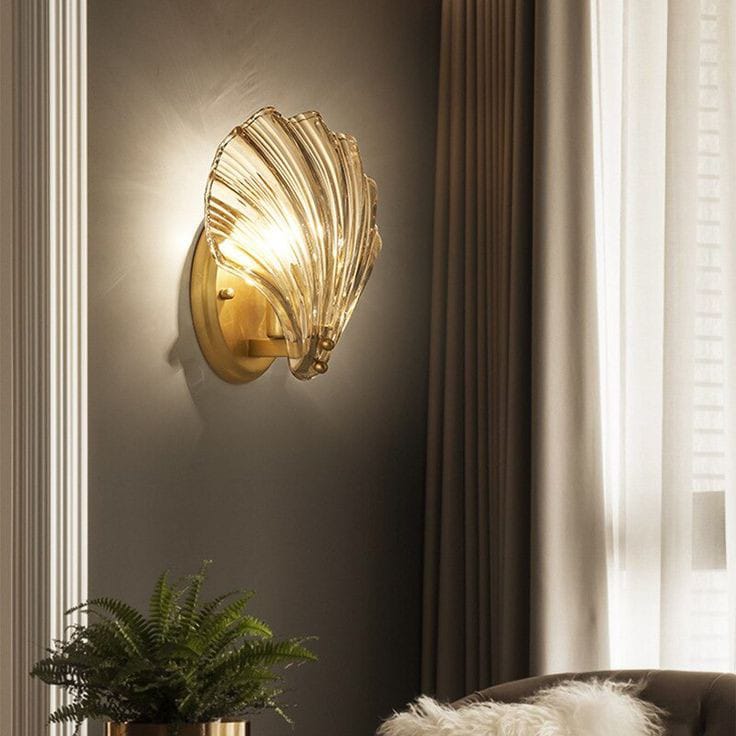 Creative Sea Shell Shaped Glass Wall Lamp