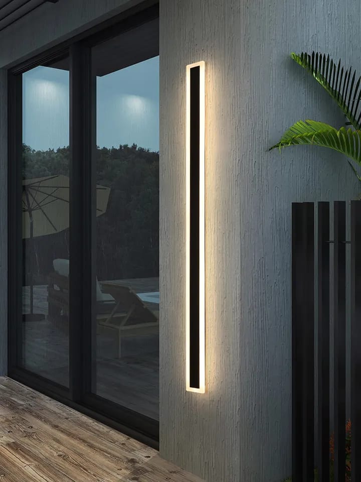 Modern Linear Shape IP65 Outdoor LED Wall Light