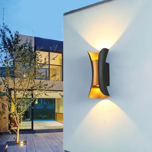 Modern Outdoor Waterproof IP65 LED Wall Light